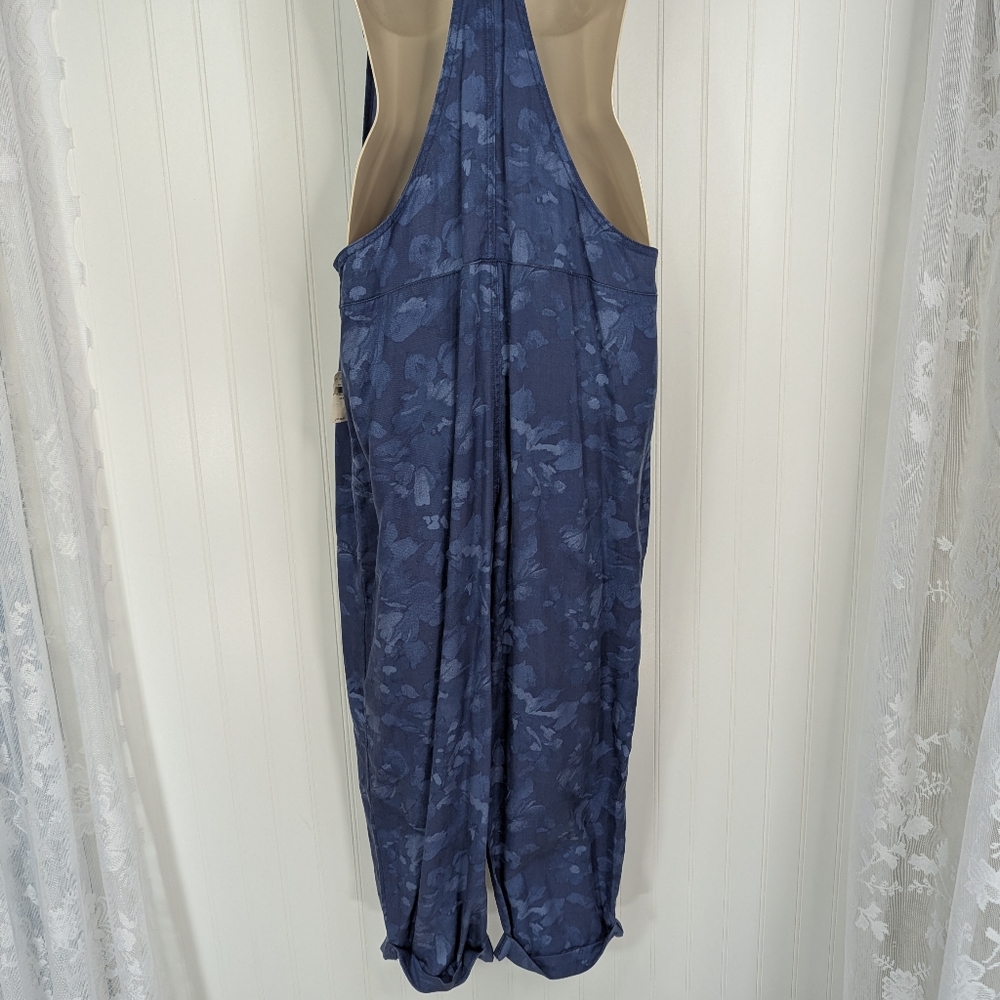 AERIE Blue Floral Overalls NWT Sz M - Picture 8 of 13